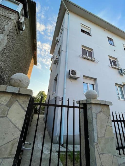 Apartment Gloria 4 New *